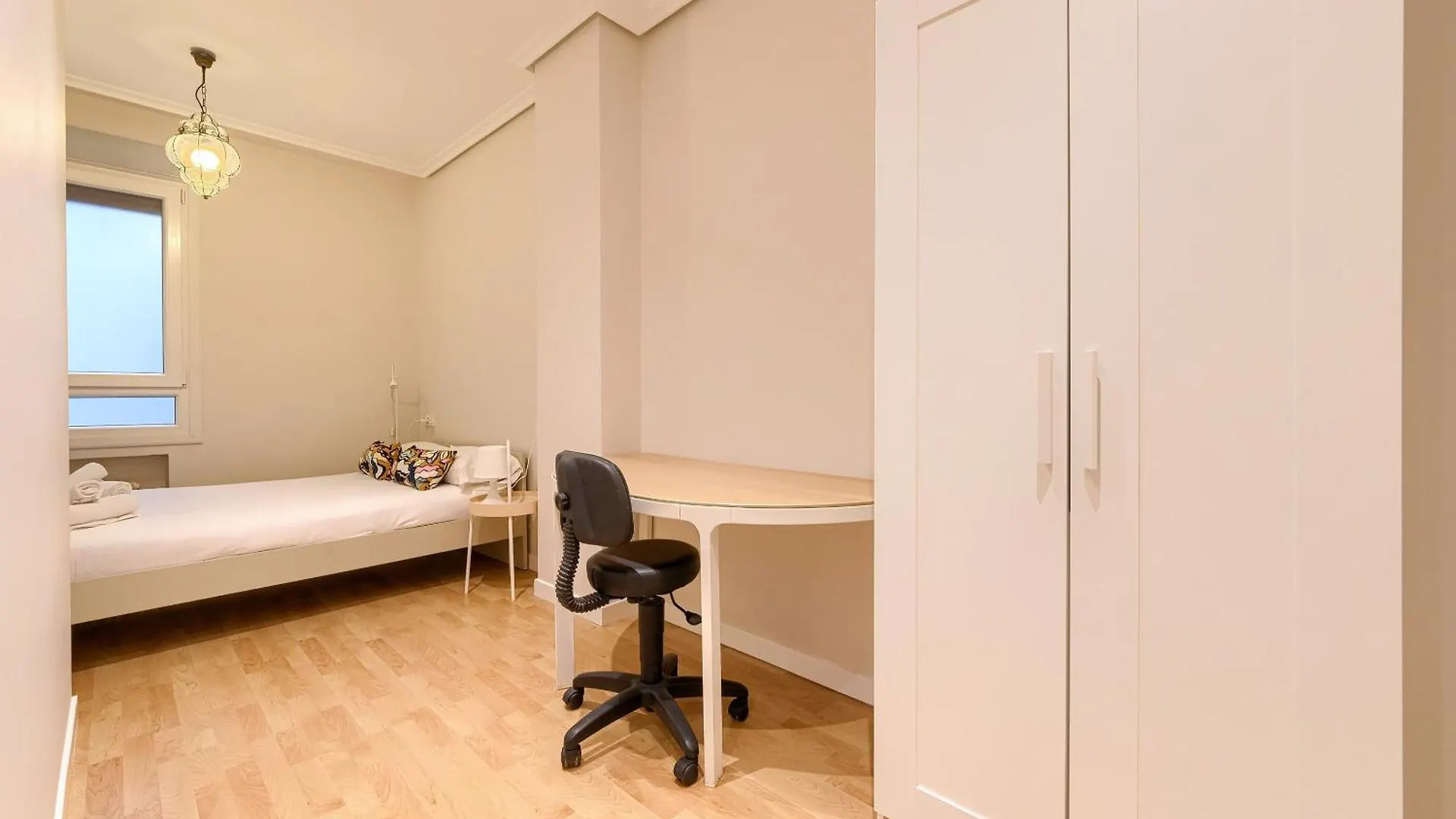 Euskalduna, Vivienda Turistica Moderna Y Renovado Bilbao Apartamento